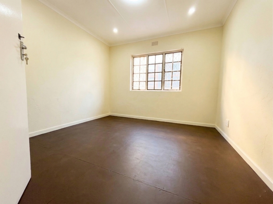 12 Bedroom Property for Sale in Quigney Eastern Cape